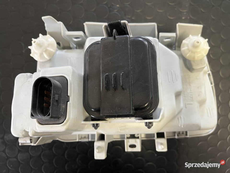 Reflektor prawy przedni VW Polo 6N 19941999 Lampy przednie Zgorzelec