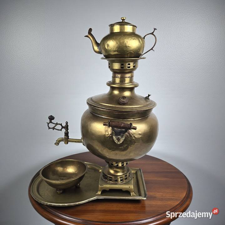 Samowar mosiężny z tacą płukalnicą i Bronisze