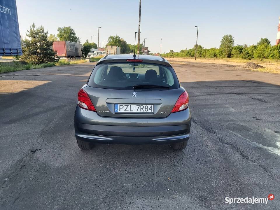 Peugeot 207 Lift 129 2009 benzyna 14 salon serwisowany w ASO