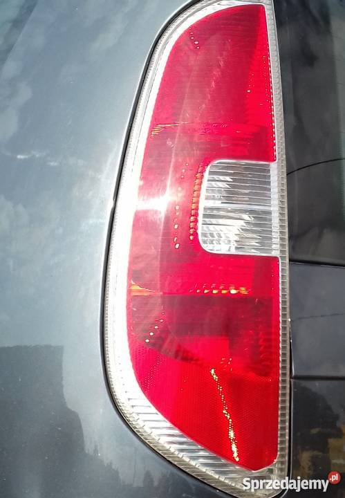Lampa tył Skoda RoomsterPraktik osobowe Sieradz sprzedam
