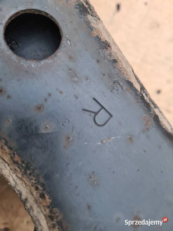 Toyota Auris II E18 wahacz wahacze zawieszenie Legnica