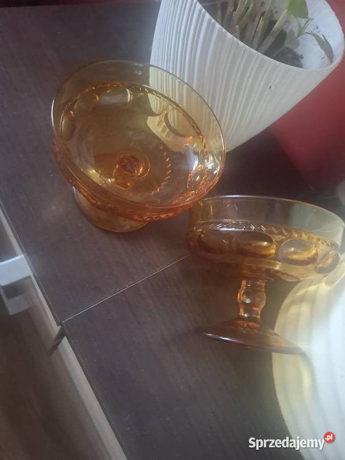 Dwa kielichy PRL Grodzisk Mazowiecki sprzedam
