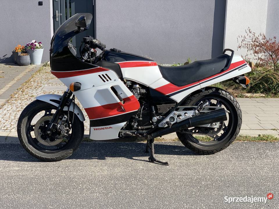 Honda CBX 750F2 1986 zarejestrowany świetny stan nieuszkodzony Osiecznica