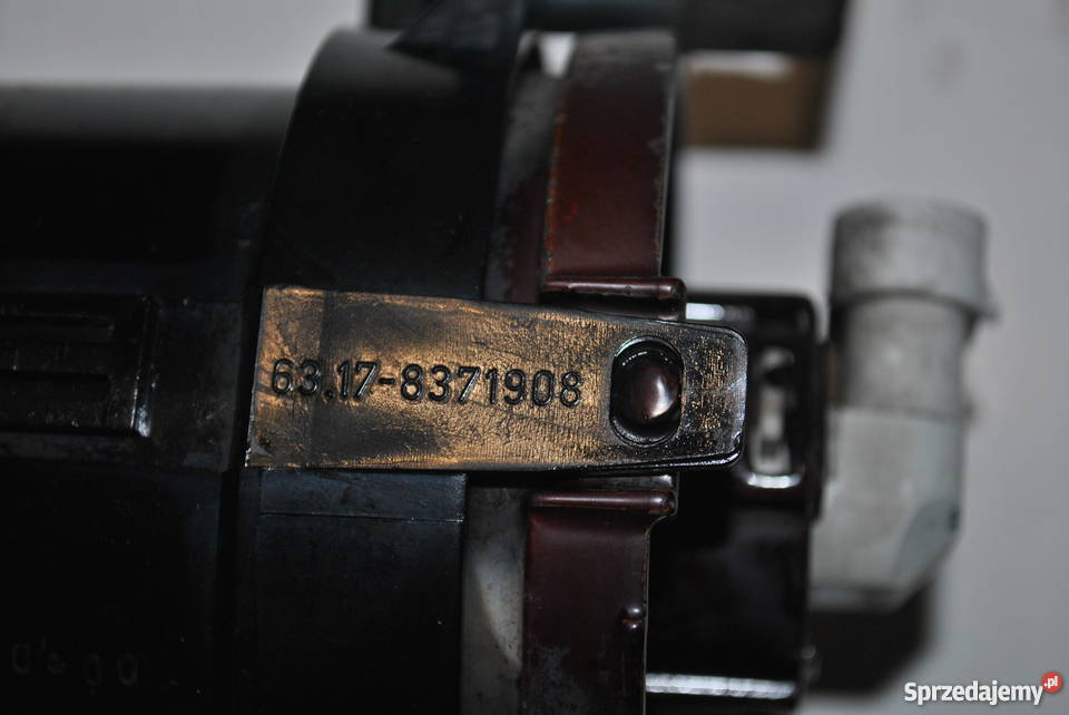 Lampa przeciwmgłowa prawa BMW E46 COUPE CABRIO Poręba