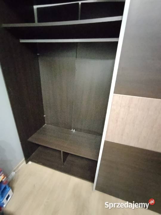Szafa z przesuwanymi drzwiami szer 24m gł 058m Łódź
