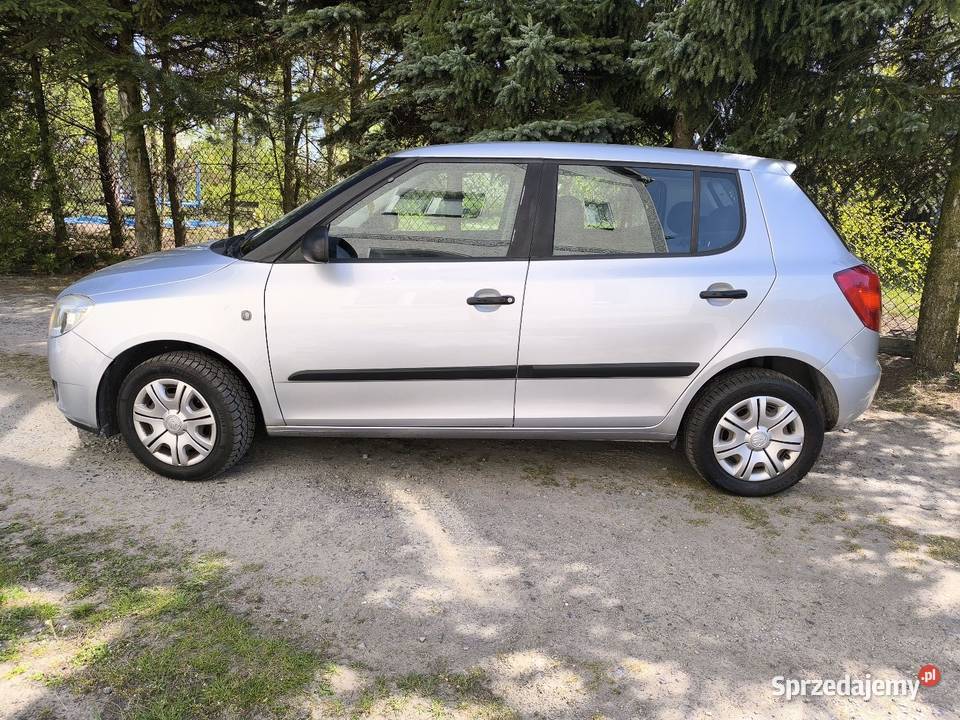 Skoda Fabia II 12 B świeżo sprowadzona benzyna Radom