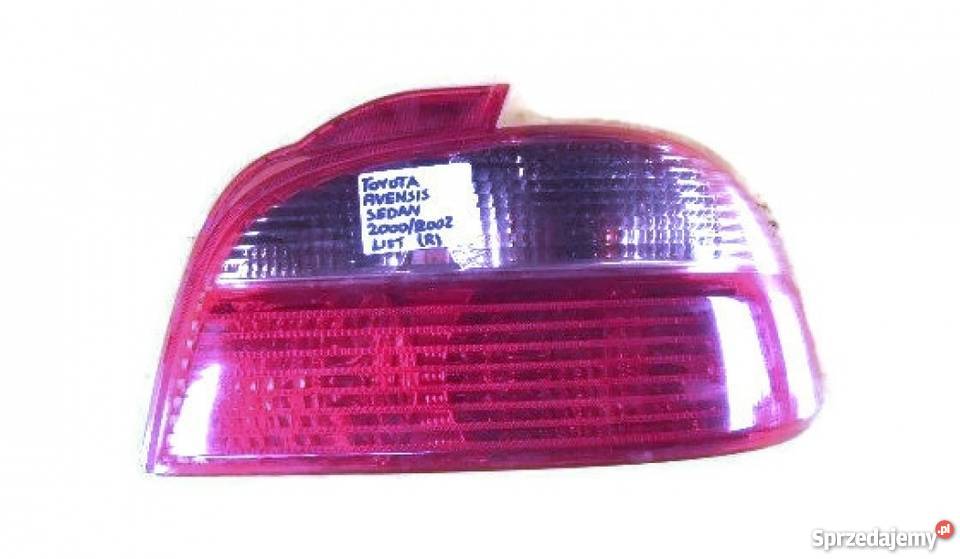 Toyota avensis sedan 2000 02 lift lampa tył Wrocław