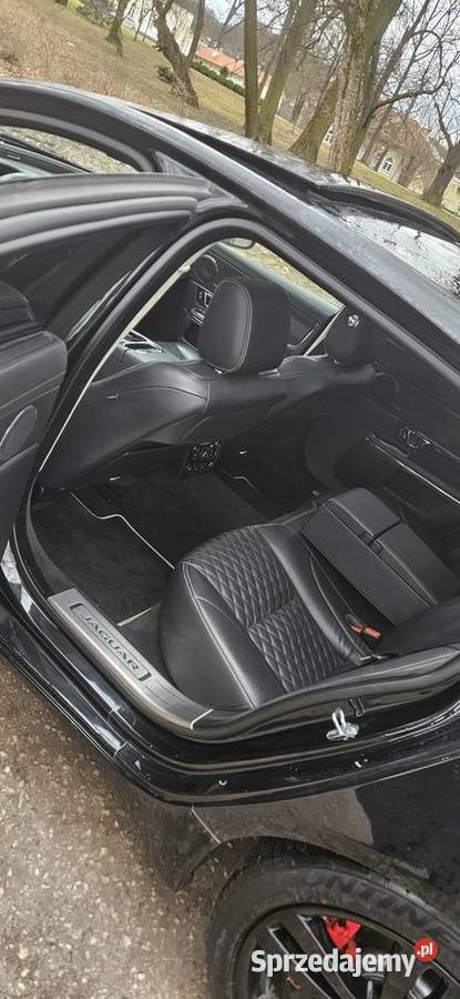Jaguar xjl long 30 benzyna 340 kompresor 4x4 Rok produkcji 2016 Dębica sprzedam
