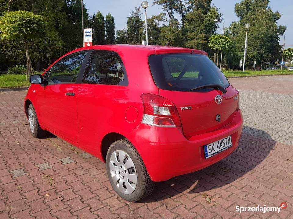 TOYOTA YARIS II 998 3 69 103801 sprowadzony Katowice sprzedam
