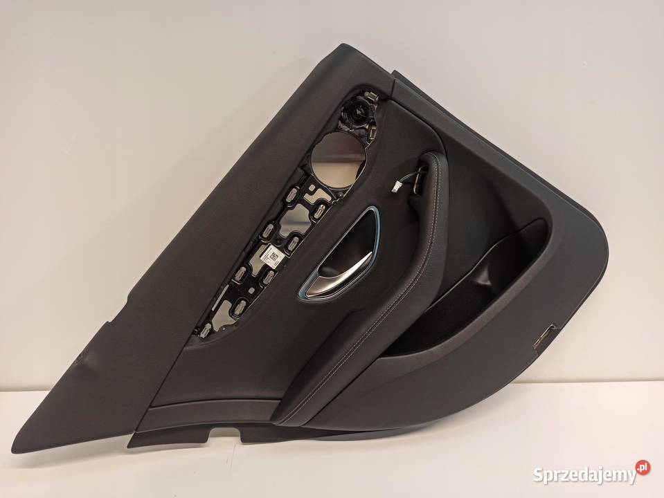 MERCEDES W205 BOCZEK DRZWI LEWY TYŁ A2057304501 osobowe