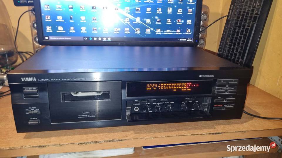 Magnetofon kasetowy Yamaha KX493 idealny stan Warta