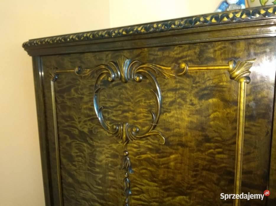 Komplet Stoł Z 6 krzesłami I 2 komodami Gdańsk