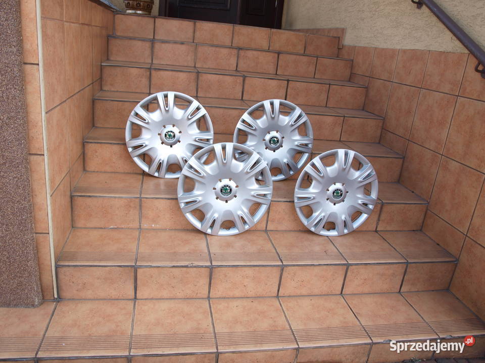 Skoda kołpaki 16 oryginalne komplet 4 sztuki Skoda (oryginalne) sprzedam