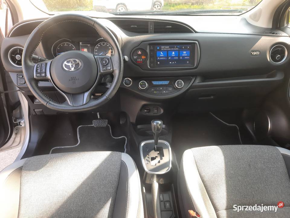 Toyota Yaris 15111 y20 Anniversary AUTOMAT Klima Jaśkowice sprzedam