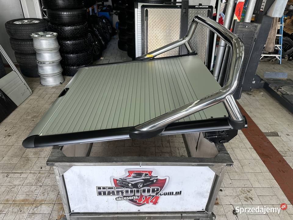 Roleta Toyota Hilux Hardtop MountainTop na pakę Pasłęk
