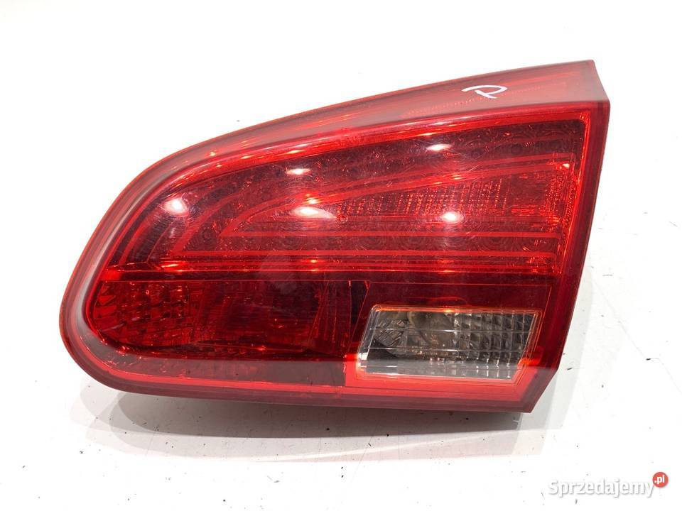 LAMPA PRAWY TYŁ WEWNĘTRZNA LED KIA CEED 92404A20