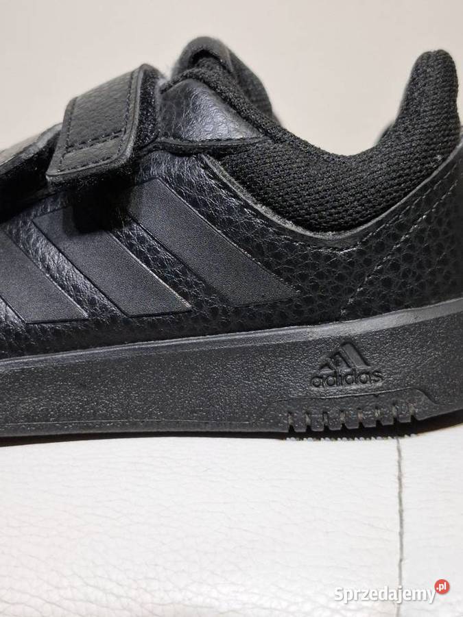 Adidas 27 buty sportowe dziecięce Rozmiar 27 sprzedam