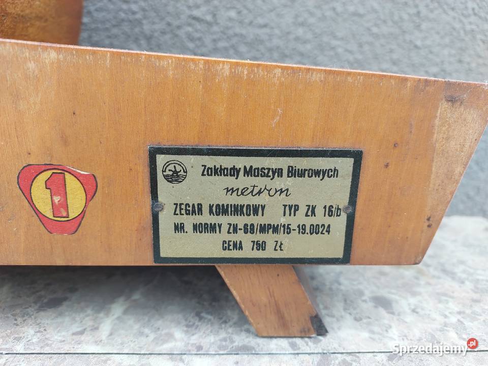 580 obudowa zegara bufetowego Metron drzwi Tczew