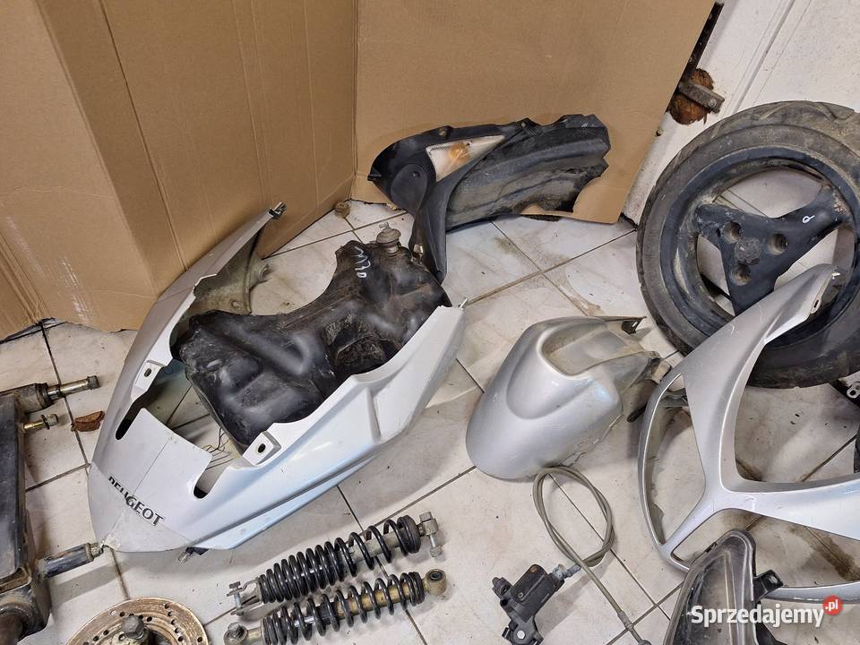 Peugeot Speedfight 2 części amor wydech wiązka Jelenia Góra sprzedam