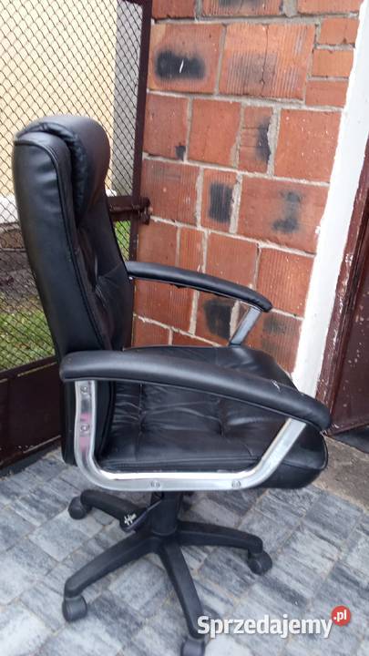 Fotel krzesło obrotowe czarne z eko skóry wielkopolskie Jarocin