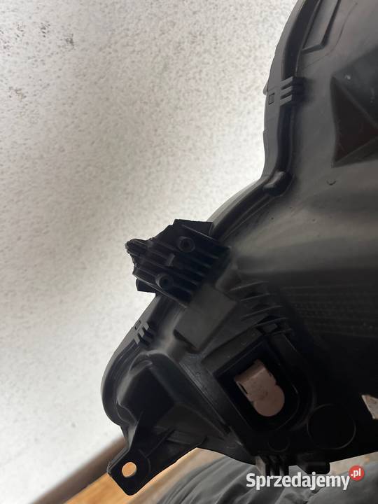RENAULT MEGANE IV 16 LAMPA REFLEKTOR LEWY PRZÓD Ostrów Wielkopolski