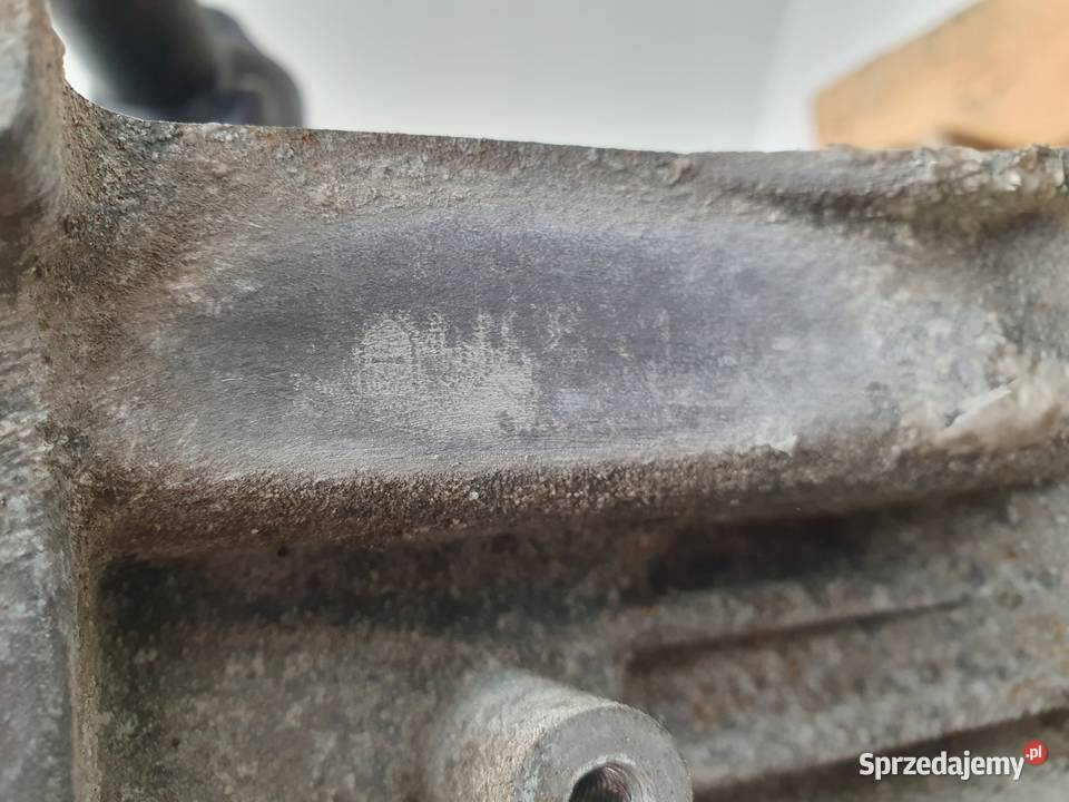 SILNIK KOMPLET VW Polo IV 12 6V 54 ładna