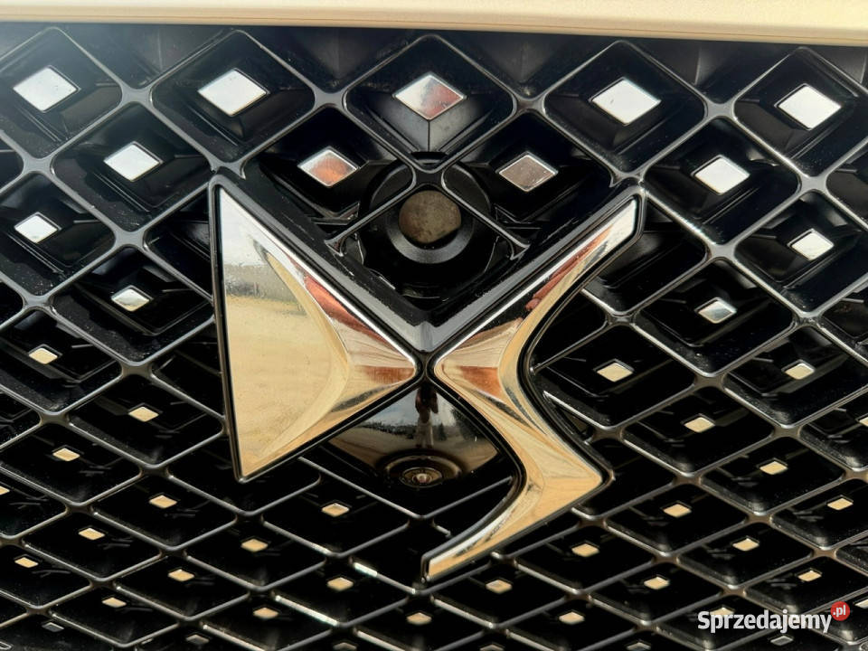 DS Automobiles DS 7 Crossback OPERA masaze FUL Otmuchów