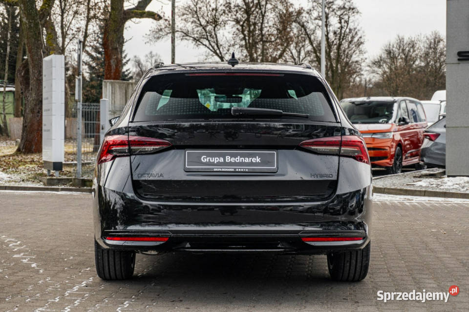 koda Octavia Combi Sportline 15 TSI mHEV 150 DSG czujnik parkowania Łódź