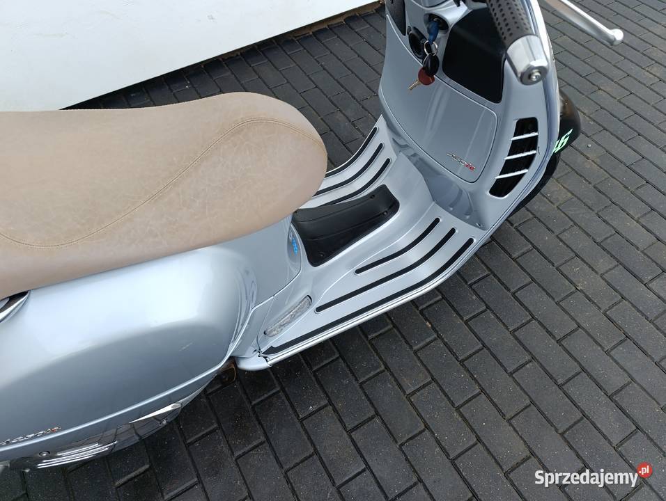 Piaggio Vespa GTS 250 ie ALARM niski przebieg mazowieckie Ostrołęka