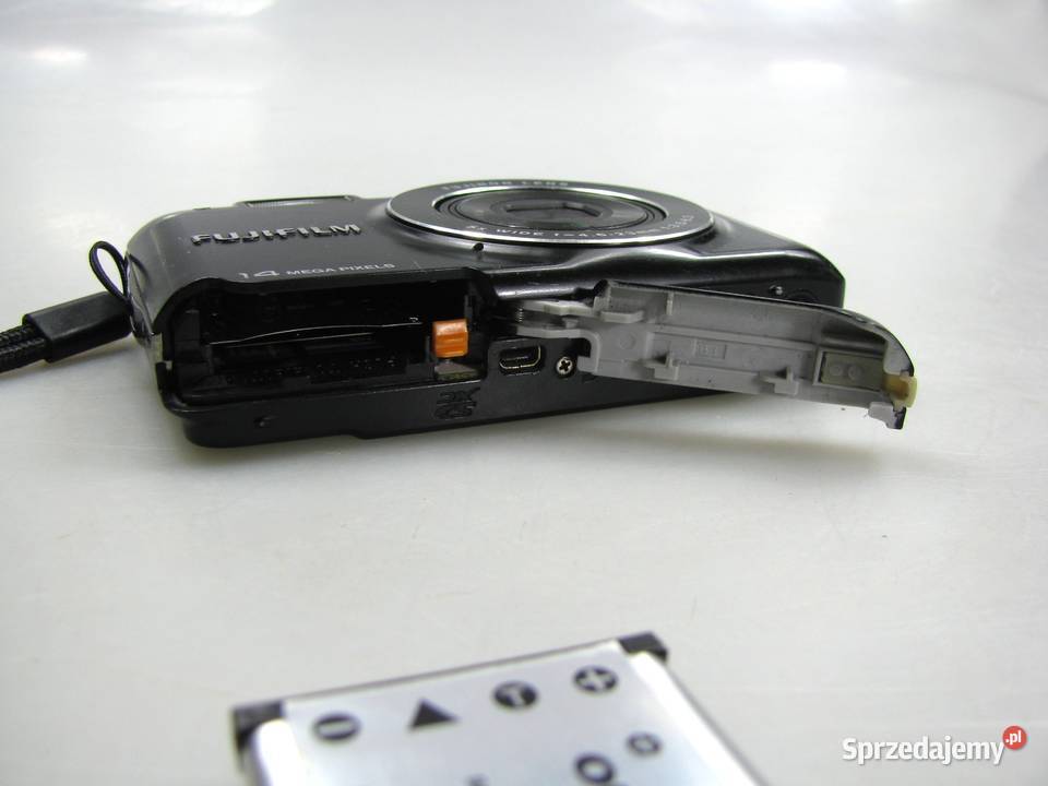 Fujifilm FinePix JX500 14MPIX APARAT CYFROWY Brody