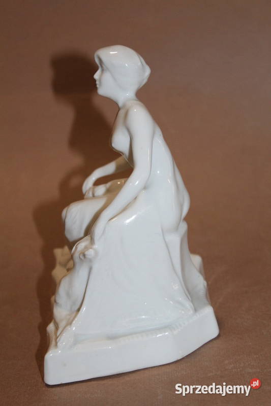 Biała figurka kobiety 835 Szczecin