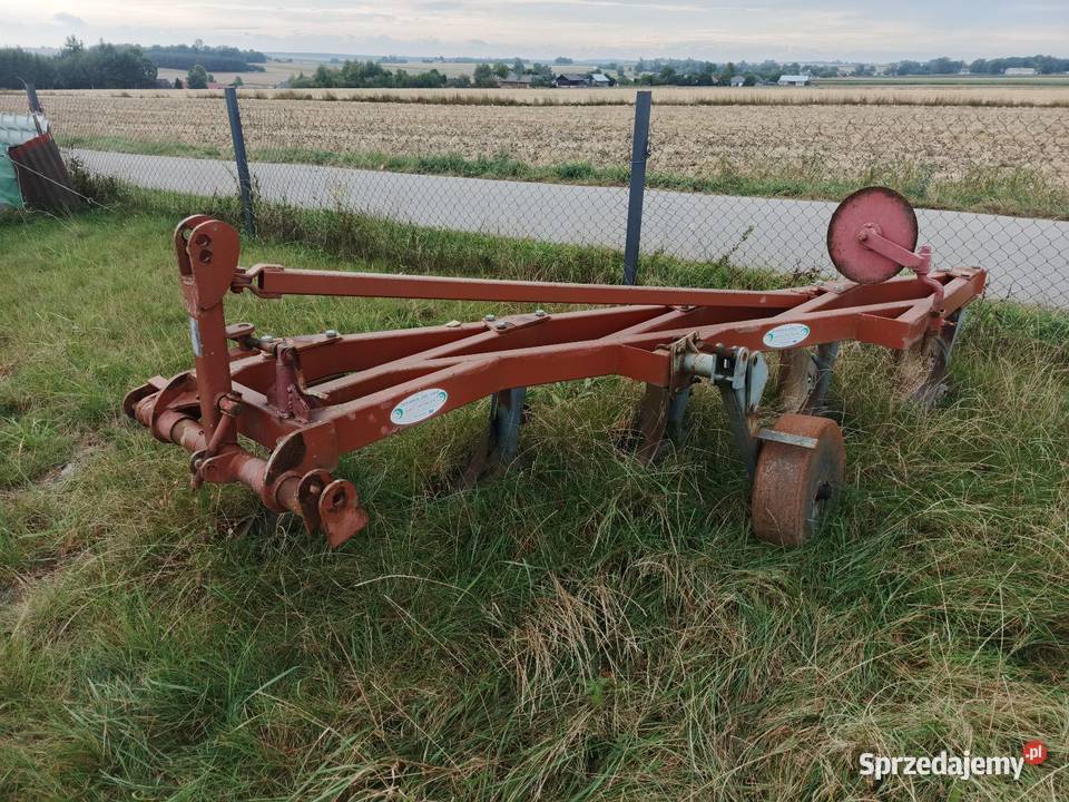 Pług 5 skibowy Pługi Sędziszów
