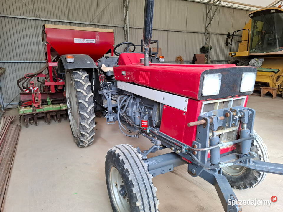 Case International 644 Hołużne