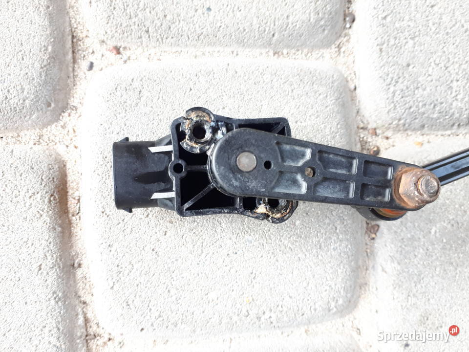 Czujnik poziomowania xenonów Audi A4 B5 Lift Rok produkcji 2001 Tywonia