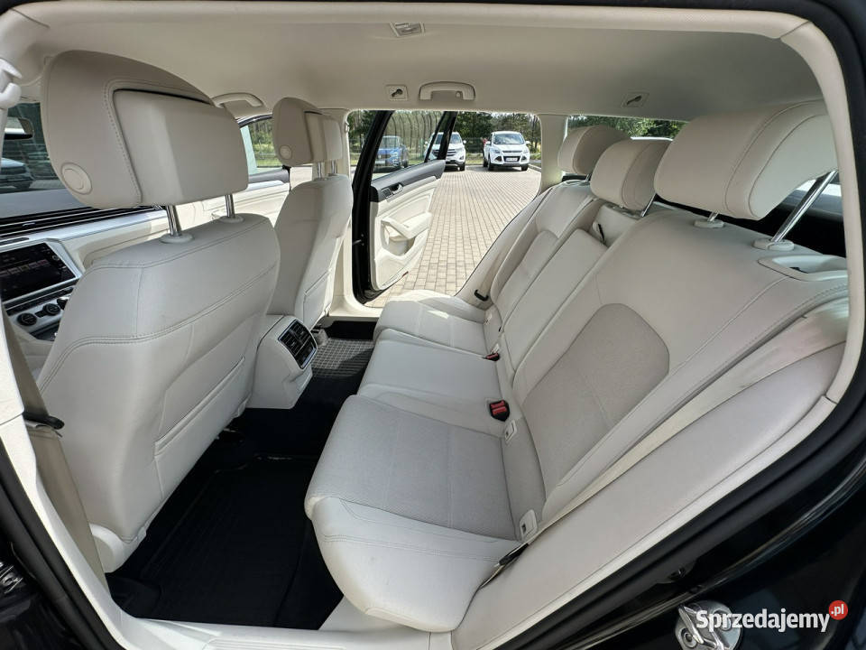 Volkswagen Passat Variant 1Ręka FullLED Łopatki nawigacja Kąty Opolskie