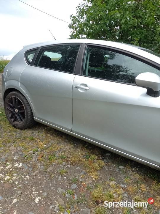 Seat leon skóry 2010 diesel 16 105 sprzedam