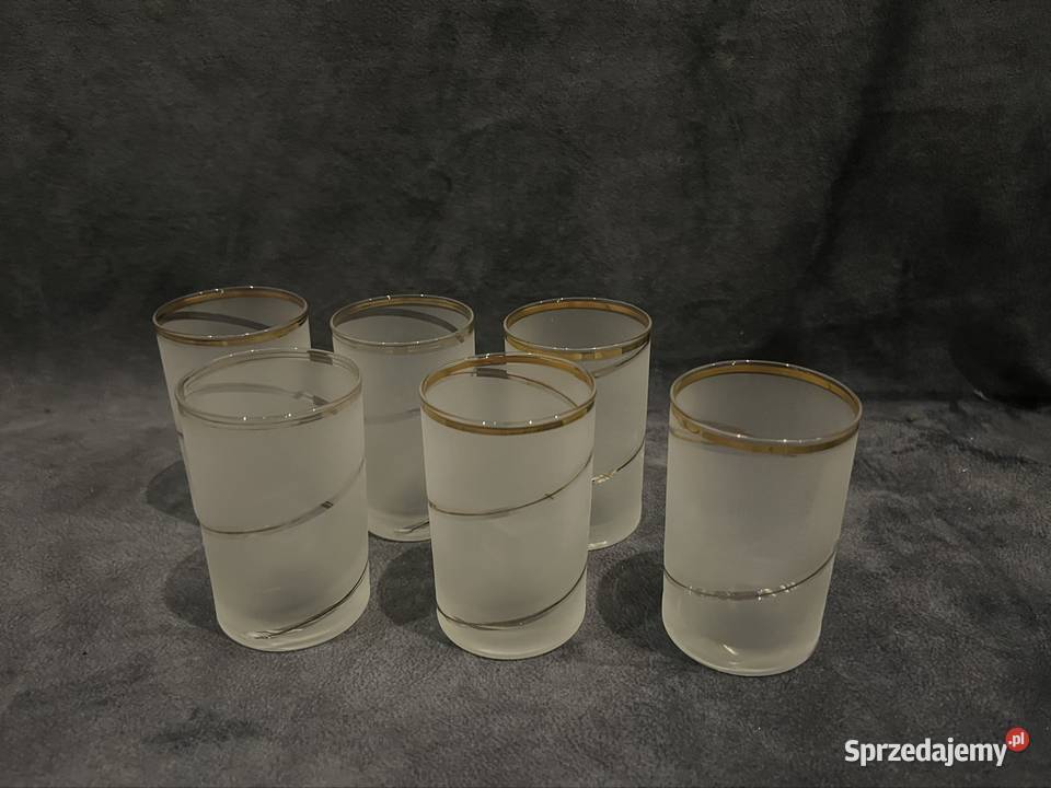 Zestaw szklanek z matowego szkła z PRL Dzierżoniów