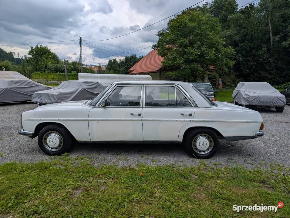 Mercedes Benz W115 200 z klimatyzacją benzyna