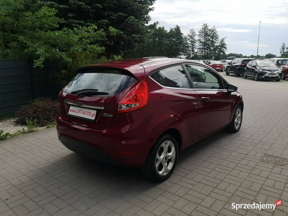 Ford Fiesta 125 16V 82 Klimatronik ALU Isofix benzyna Fiesta Strzegom sprzedam
