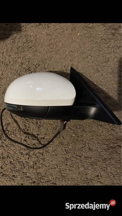 Lampa i listwa ozdobna Skoda Yeti 2011 r Szczecin