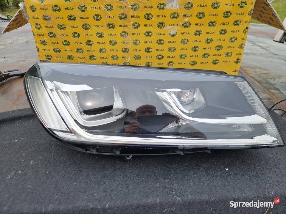 VW Touareg Lift BiXenon skrętny ORG EU NOWY Mielec sprzedam