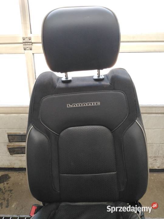 DODGE RAM 1500 LARAMIE fotel kierowcy lewy 2020r Wyposażenie wnętrza Mojusz