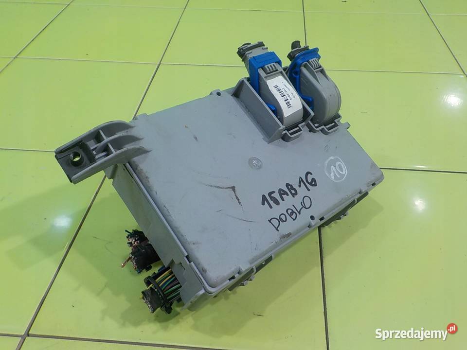 FIAT DOBLO II 13r VAN skrzynka bezpiecznikow Suków