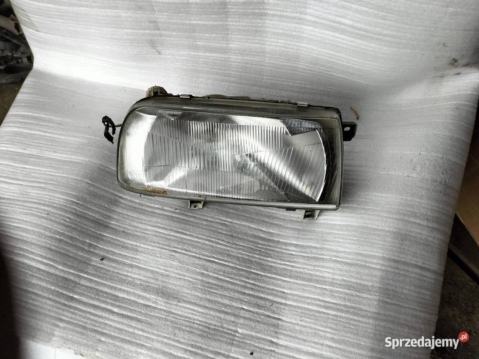 LAMPA PRZÓD PRZEDNIA PRAWA VW VENTO 13905400 osobowe Kamień-Kolonia