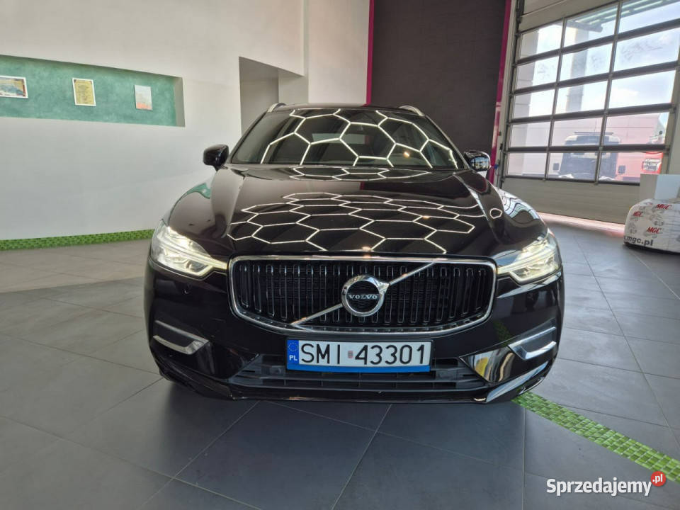 Volvo XC 60 XC60 Momentum Bezwypad Bogato elektrycznie ustawiane fotele Łaziska Górne