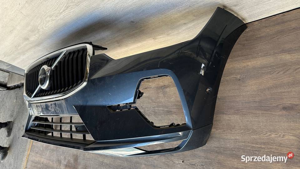 VOLVO XC60 II LIFT ZDERZAK PRZEDNI Z GRILEM