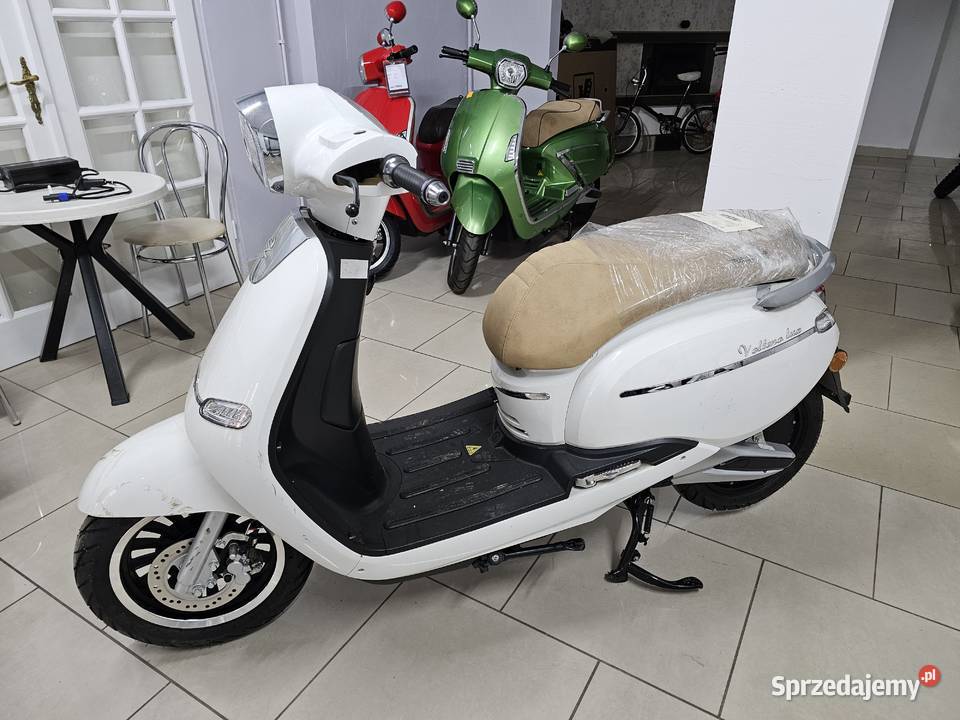 Zipp Volteno Lux skuter elektryczny 1km Kobyłka