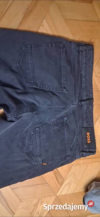 Spodnie boss czarne