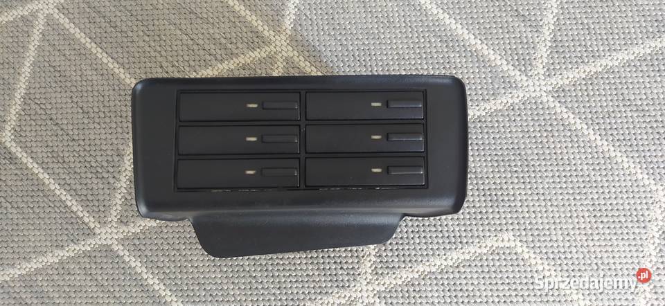 VW GOLF 3 MK3 BOX SCHOWEK NA KASETY VENTO GTI dolnośląskie Świdnica