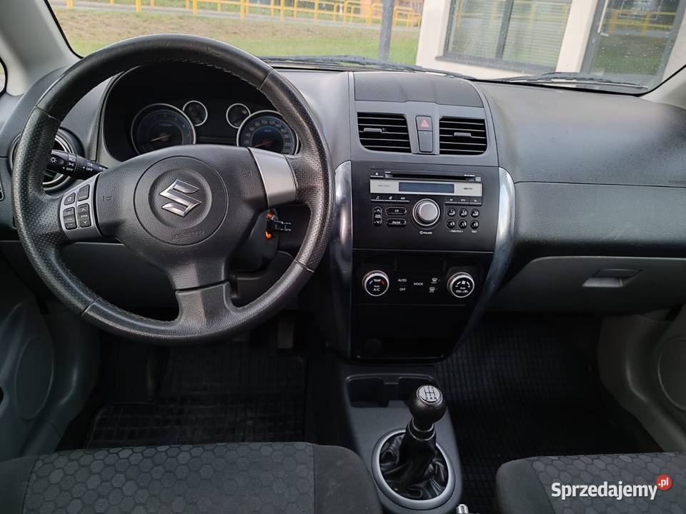 sprzedam piękne suzuki sx4 w pięknym stanie radio Nowy Sącz sprzedam